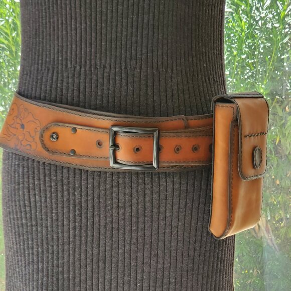 ? Brand New– BOHO Western Rig Belt with Phone Holster ? main image 10